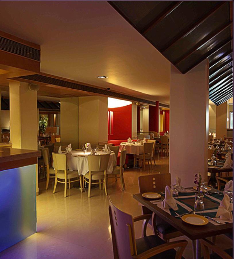 The Royal Orchid Hotel, Chembur Mumbai Exterior photo
