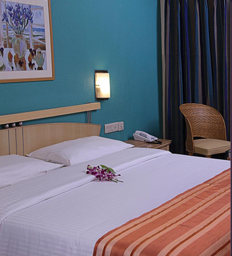 The Royal Orchid Hotel, Chembur Mumbai Exterior photo