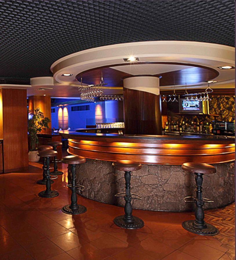 The Royal Orchid Hotel, Chembur Mumbai Exterior photo