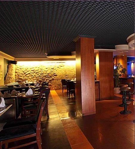 The Royal Orchid Hotel, Chembur Mumbai Exterior photo